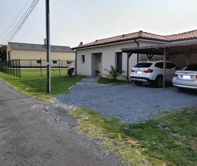 Maison Individuelle Cloturee Villa Coutras Екстериор снимка