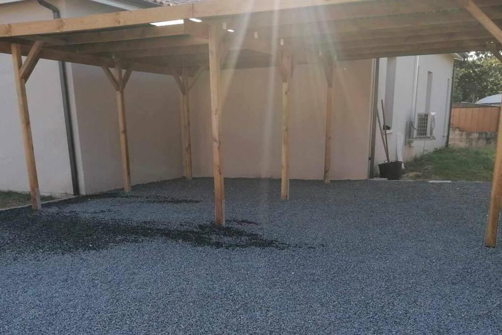 Maison Individuelle Cloturee Villa Coutras Екстериор снимка